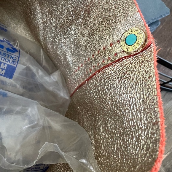 Tiffany reversible leather & suede metallic tote - Picture 7 of 13